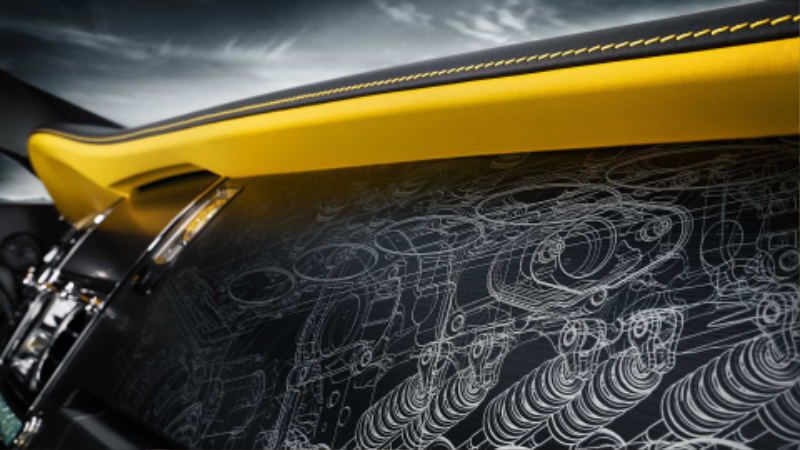 2023-rolls-royce-black-badge-wraith-black-arrow-interior (3).jpg