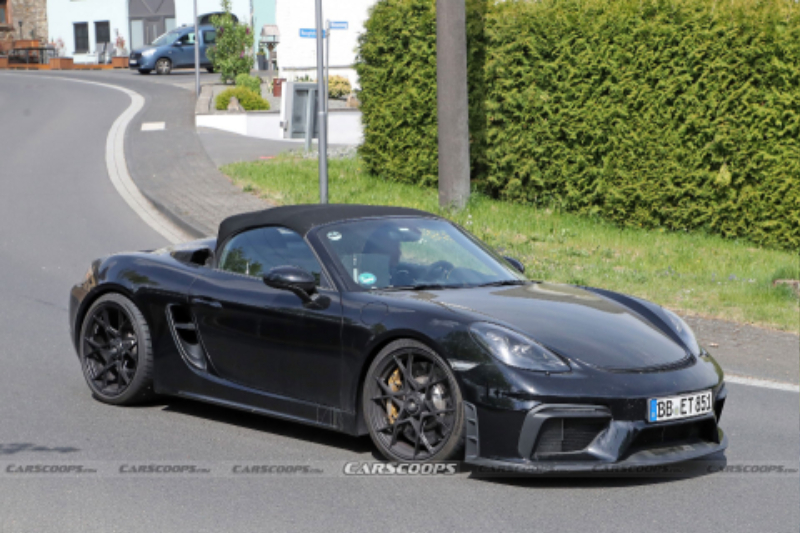 2024-Porsche-Boxster-Spyder-RS-16.jpg