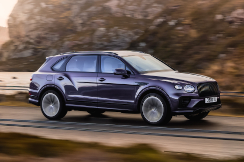 2023-Bentley-Bentayga-EWB-00001.jpg