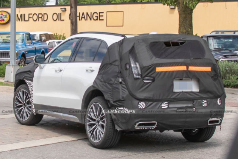 Cadillac-XT4-facelift-00008.jpg