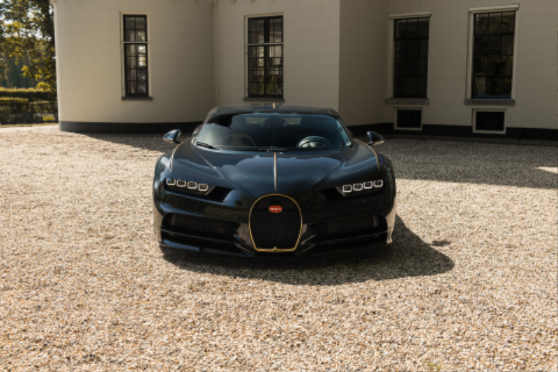 Bugatti-Chiron-LEbe-2.jpg