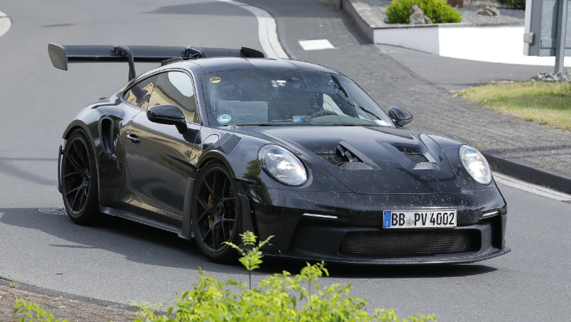 Porsche-911-GT3-RS-003_flotsl.jpg
