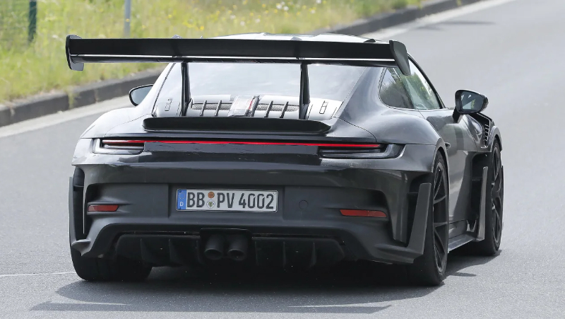 Porsche-911-GT3-RS-011_vnac4c.jpg