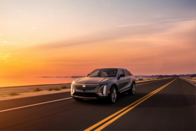 2023-Cadillac-Lyriq-8.jpg
