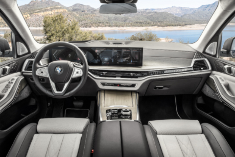 2023-BMW-X7-27.jpeg