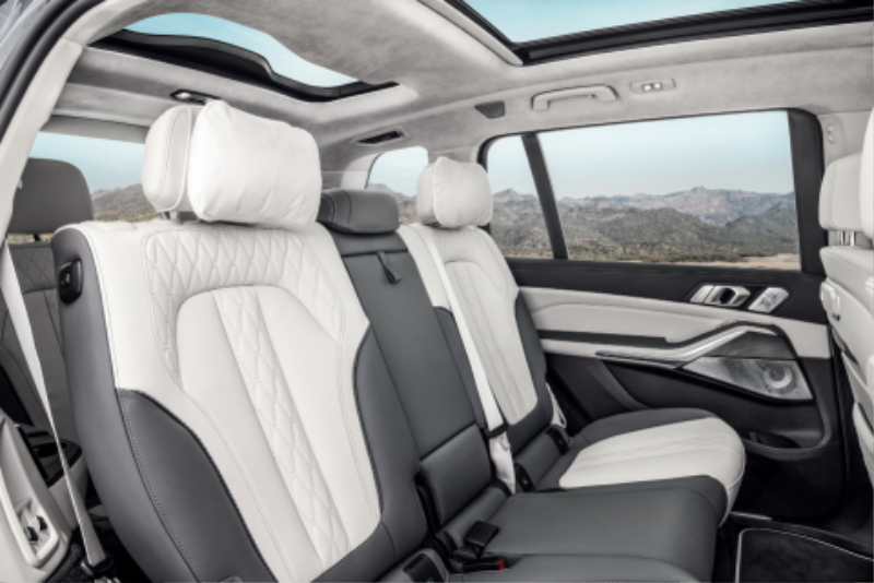 2023-BMW-X7-47.jpg
