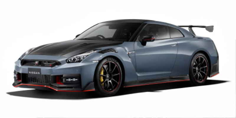 2024-Nissan-GT-R-22.jpg