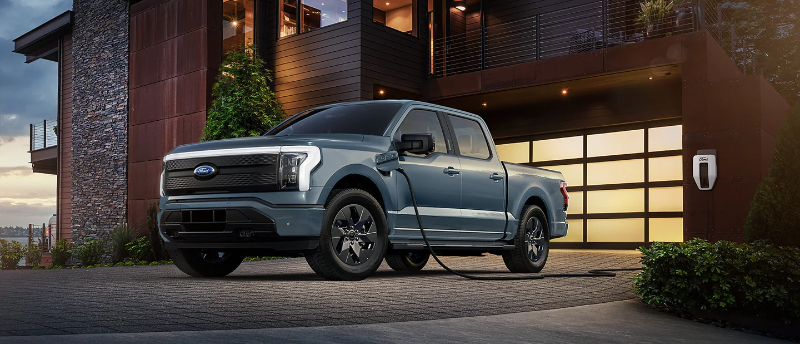 23_FRD_F150_AZGR_Lightning_Home.jpg