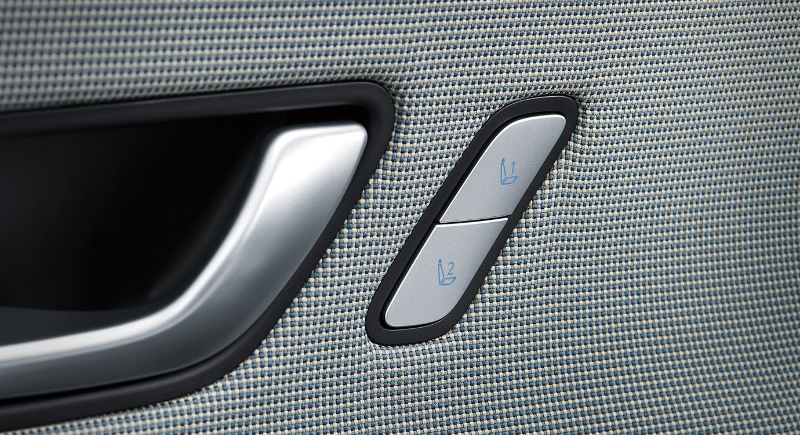 the-all-new-kona_convenience_drivers_seat_posture_memory_system.jpg