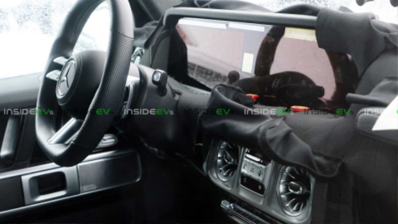 mercedes-eqg-inside-out-1.jpg