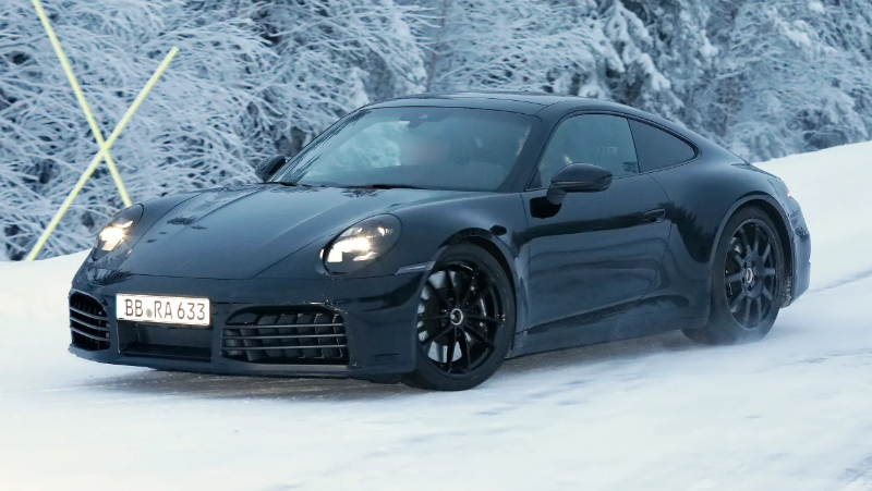 New 9922 Porsche 911 spied coupe-2.jpg