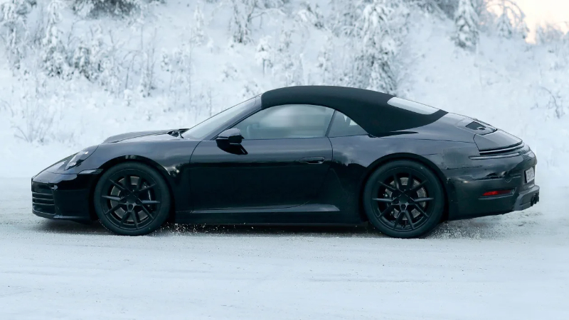 Porsche-911-Facelift-006_ngtanl.jpg