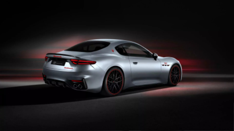 Maserati-GranTurismo-Trofeo-PrimaSerie-75th-Anniversary-Launch-Edition-3.jpg