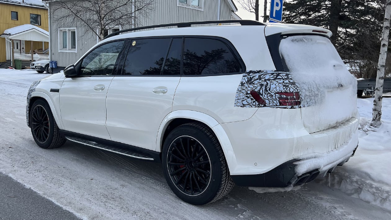 2023 Mercedes GLS AMG 63-2.jpg