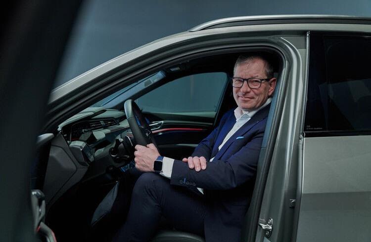 5436337f-59c6-494f-ba33-b8a62fdda00d_CEO-Markus-Duesmann.jpg