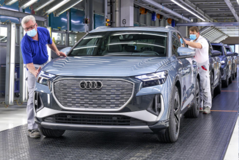 audi-q4-e-tron-production-1.jpg