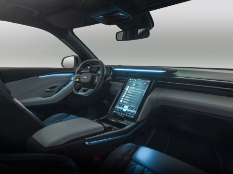 Ford-Explorer-EV-00034.jpg