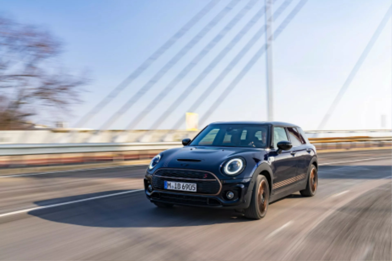 MINI-Clubman-Final-Edition-10.jpg