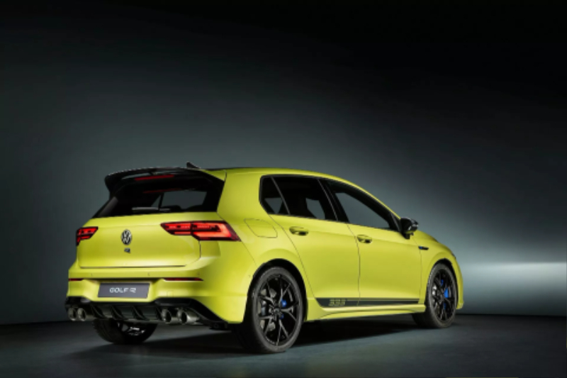 VW-Golf-R-333-531-3.jpg