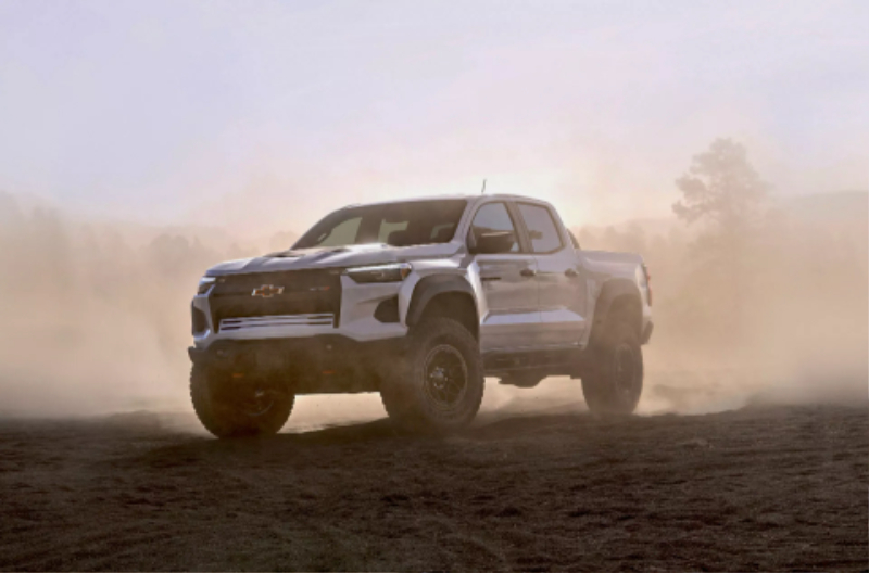 2024-Chevrolet-Colorado-ZR2-Bison-00001.jpg