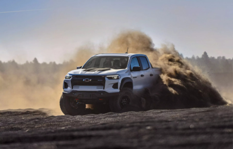 2024-Chevrolet-Colorado-ZR2-Bison-00006.jpg