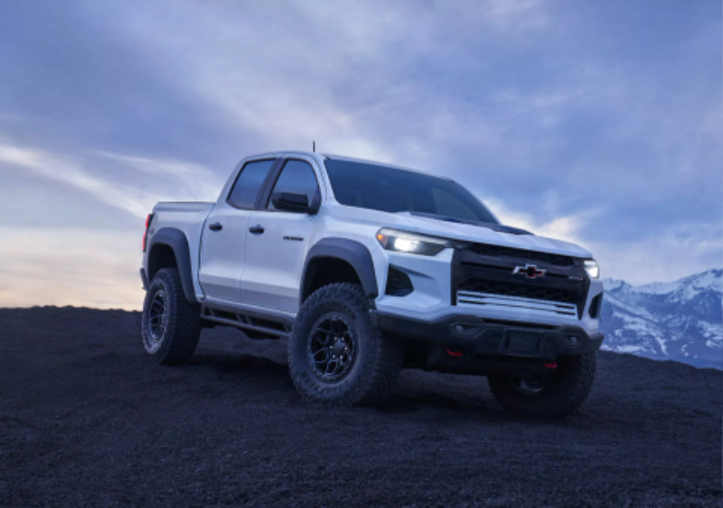 2024-Chevrolet-Colorado-ZR2-Bison-00002.jpg