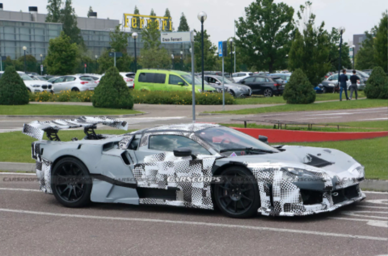 2025-Ferrari-P250-hypercar-scoop-00005.jpg
