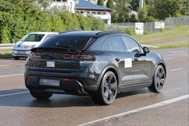 2024-porsche-macan-ev-prototype-shows-coupe-roofline-dual-motor-powertrain-offers-603-hp_9.jpg