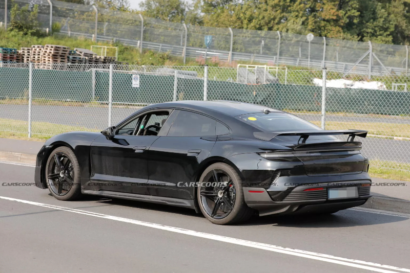 Porsche-Taycan-Turbo-GT-Scoop-New-11-1536x1024.jpg