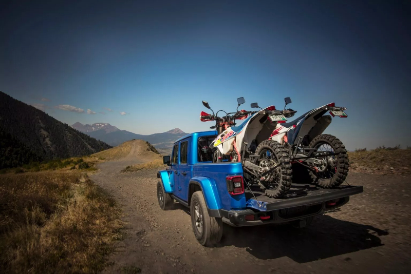 2024-Jeep-Gladiator-019-1536x1024.jpg