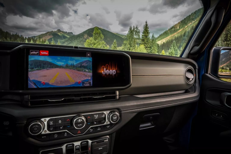 2024-Jeep-Gladiator-020-1536x1024.jpg
