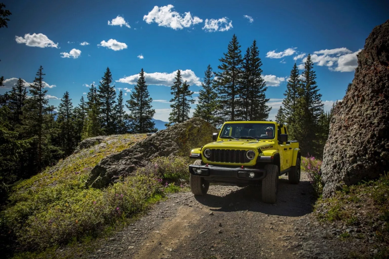 2024-Jeep-Gladiator-048-1536x1024.jpg