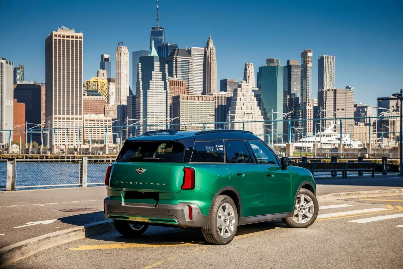 2025-MINI-Countryman-Electric-918-2-1536x1025.jpg