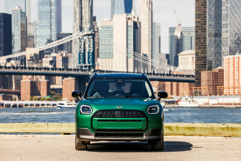 2025-MINI-Countryman-Electric-918-5-1536x1025.jpg
