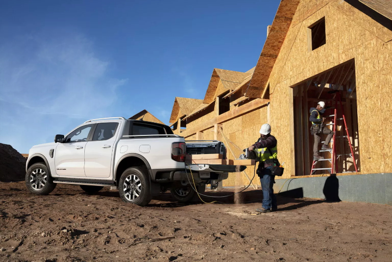 Ford-Ranger-PHEV-10-1536x1024.jpg