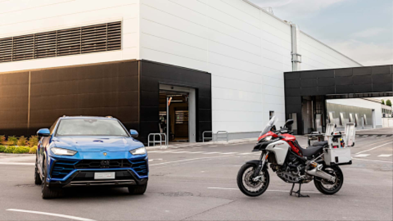 ducati-multistrada-and-lamborghini-urus---connected-motorcycle-consortium-video.jpg
