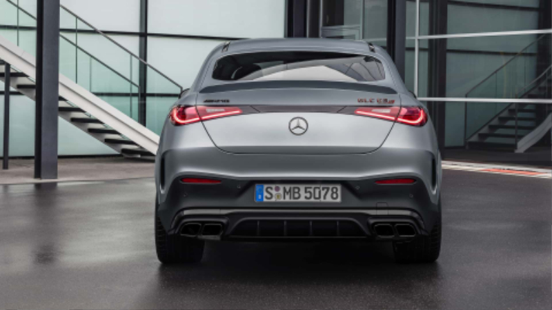 2025-mercedes-amg-glc-63-s-e-performance (6).jpg