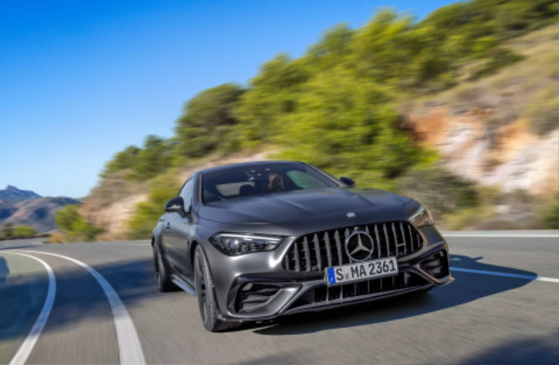 Mercedes-AMG-CLE-53-4Matic-1.jpg