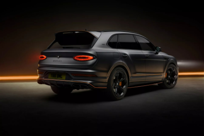 Bentley-Bentayga-S-Black-Edition-4.jpg