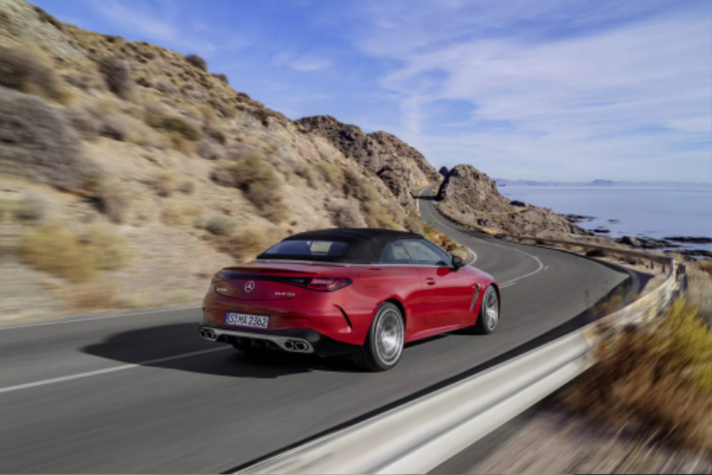 Mercedes-AMG-CLE-53-4MATIC-Cabriolet-8-2048x1366.jpg