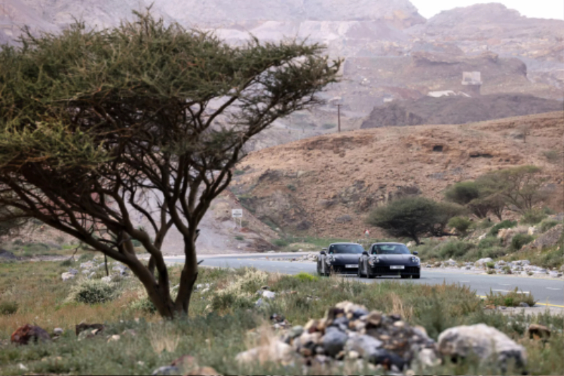 2025-Porsche-911-test-photos-official-00002-2048x1366.jpg