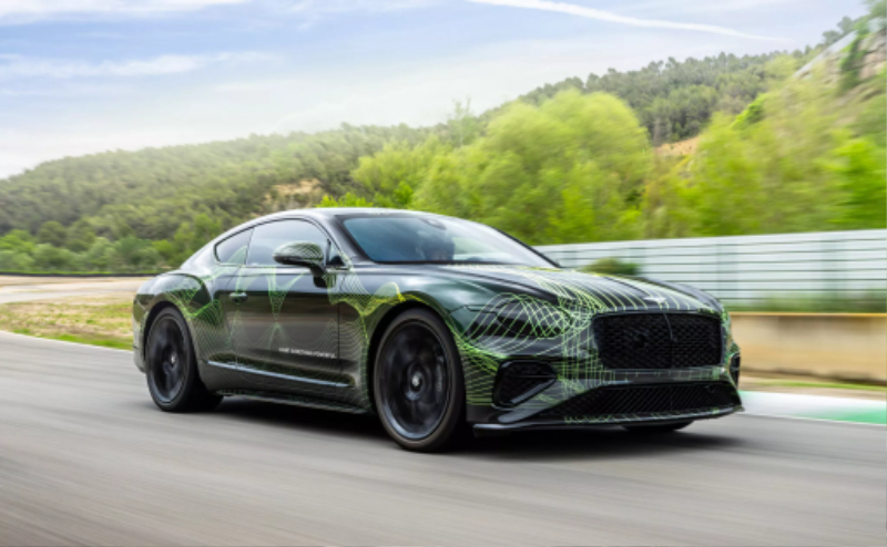 Bentley-Continental-GT-teaser-00001-2048x1264.jpg