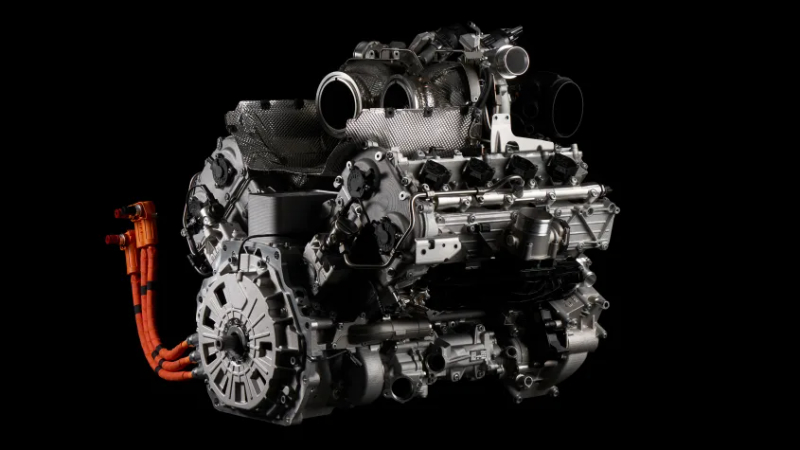Lamborghini V8 engine-2.jpg