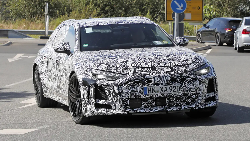 Audi RS 7 Avant spy shots.jpg