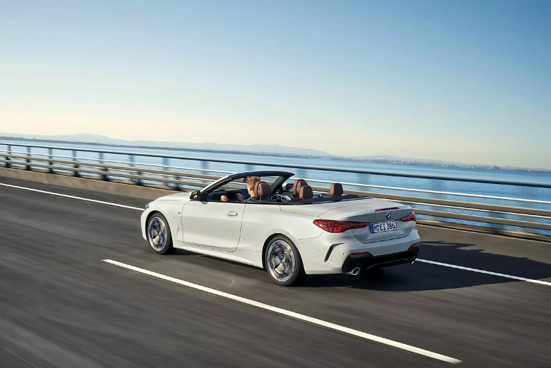 2025-BMW-4-Series-Convertible-0130-2.jpg